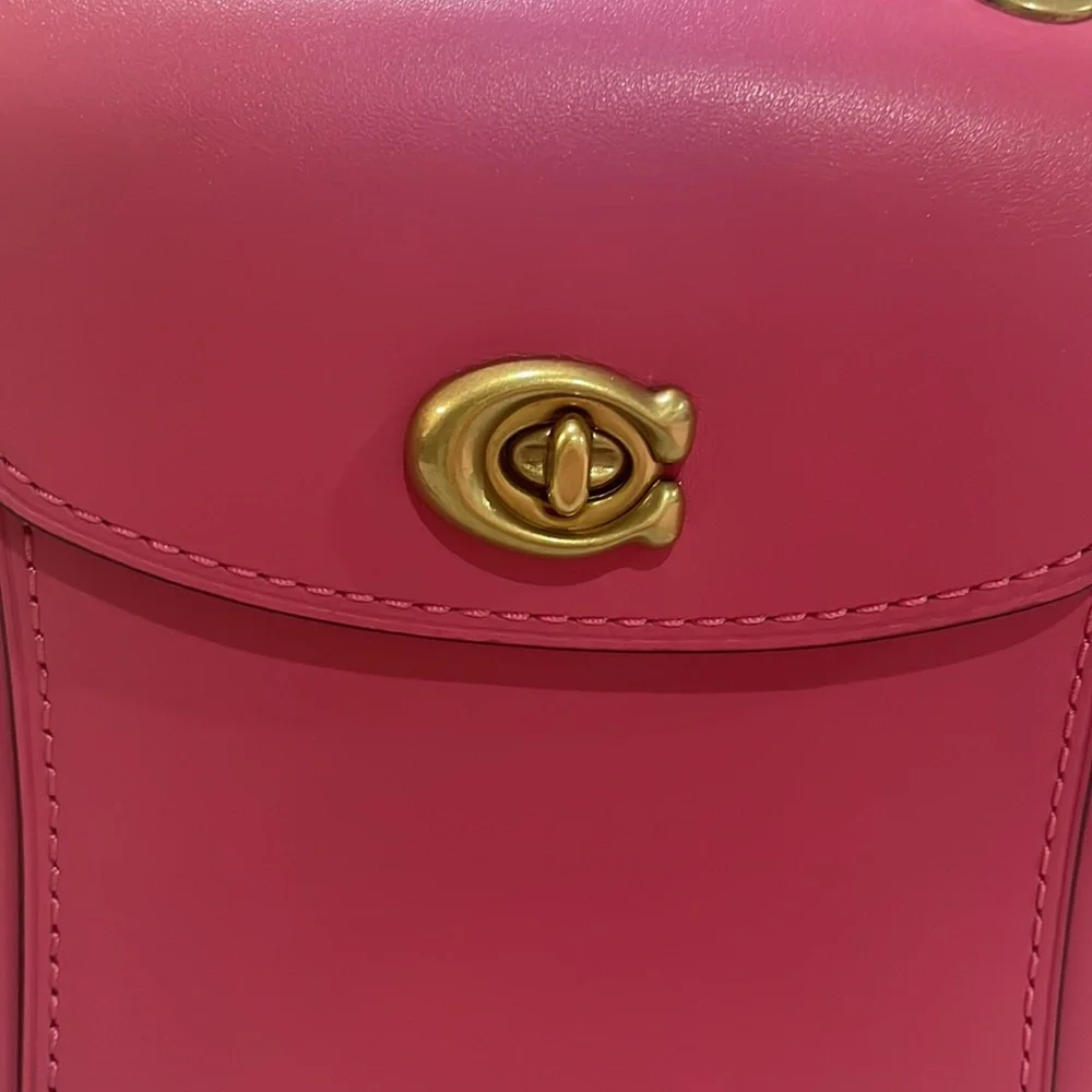 New! Coach Parker Leather Backpack - Picture 2 of 15